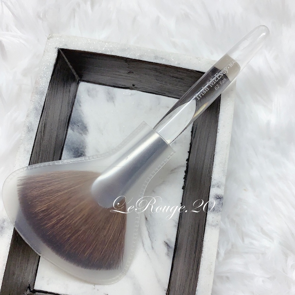 Trish Mceovy #62 fan brush